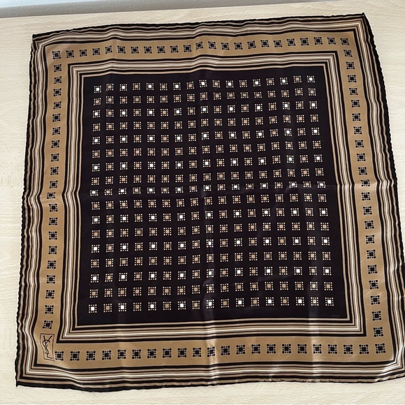 YSL Retro Silk Scarf Vintage EUC Circa 1980s - Picture 13 of 13